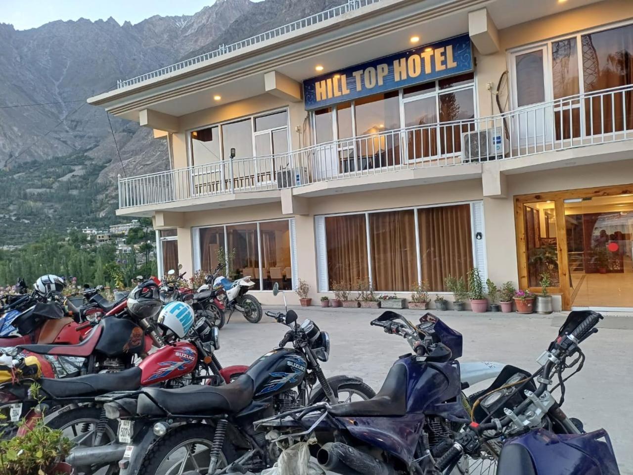 Hilltop Hotel, Hunza Karimabad  Екстер'єр фото