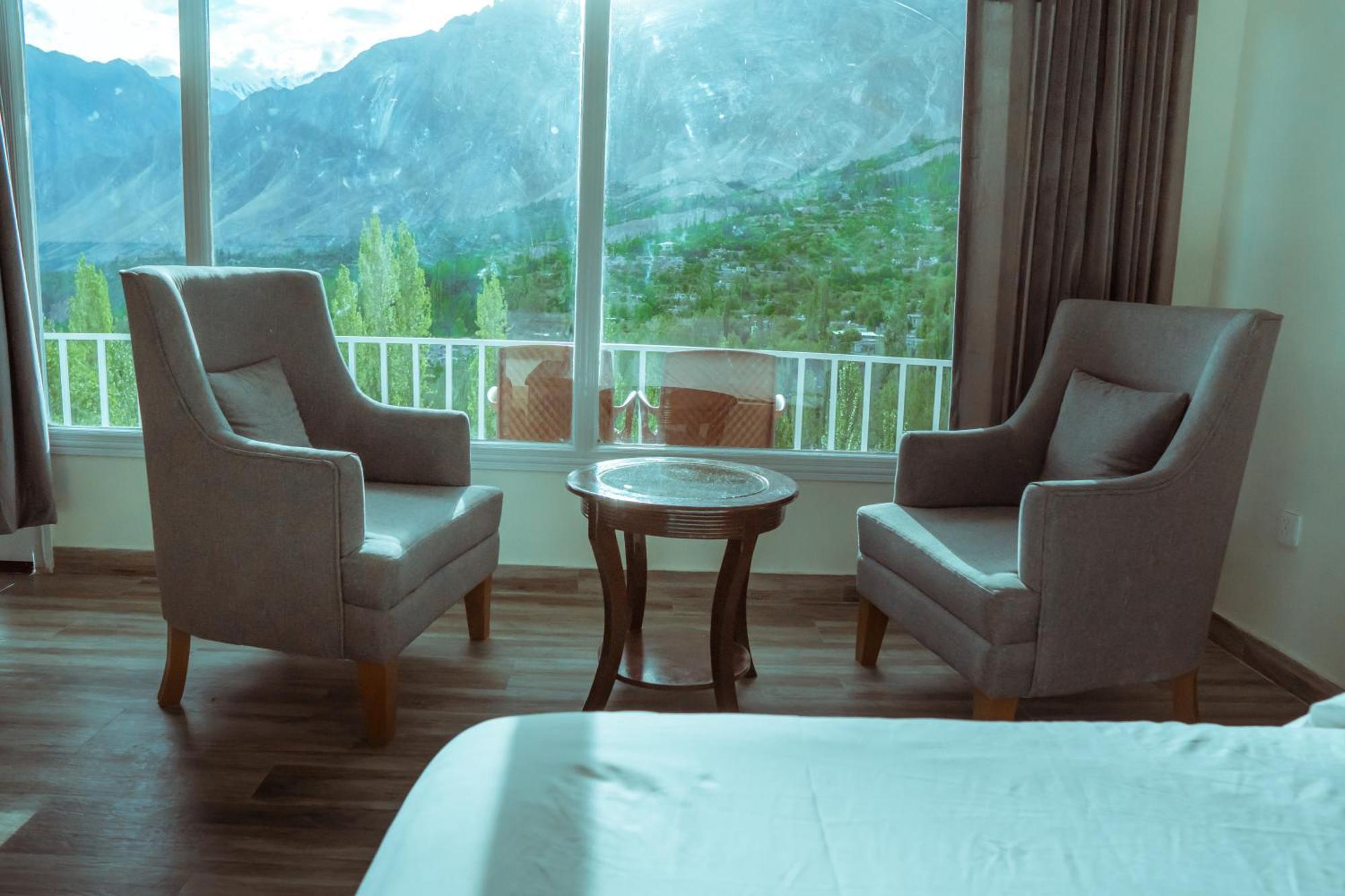 Hilltop Hotel, Hunza Karimabad  Екстер'єр фото