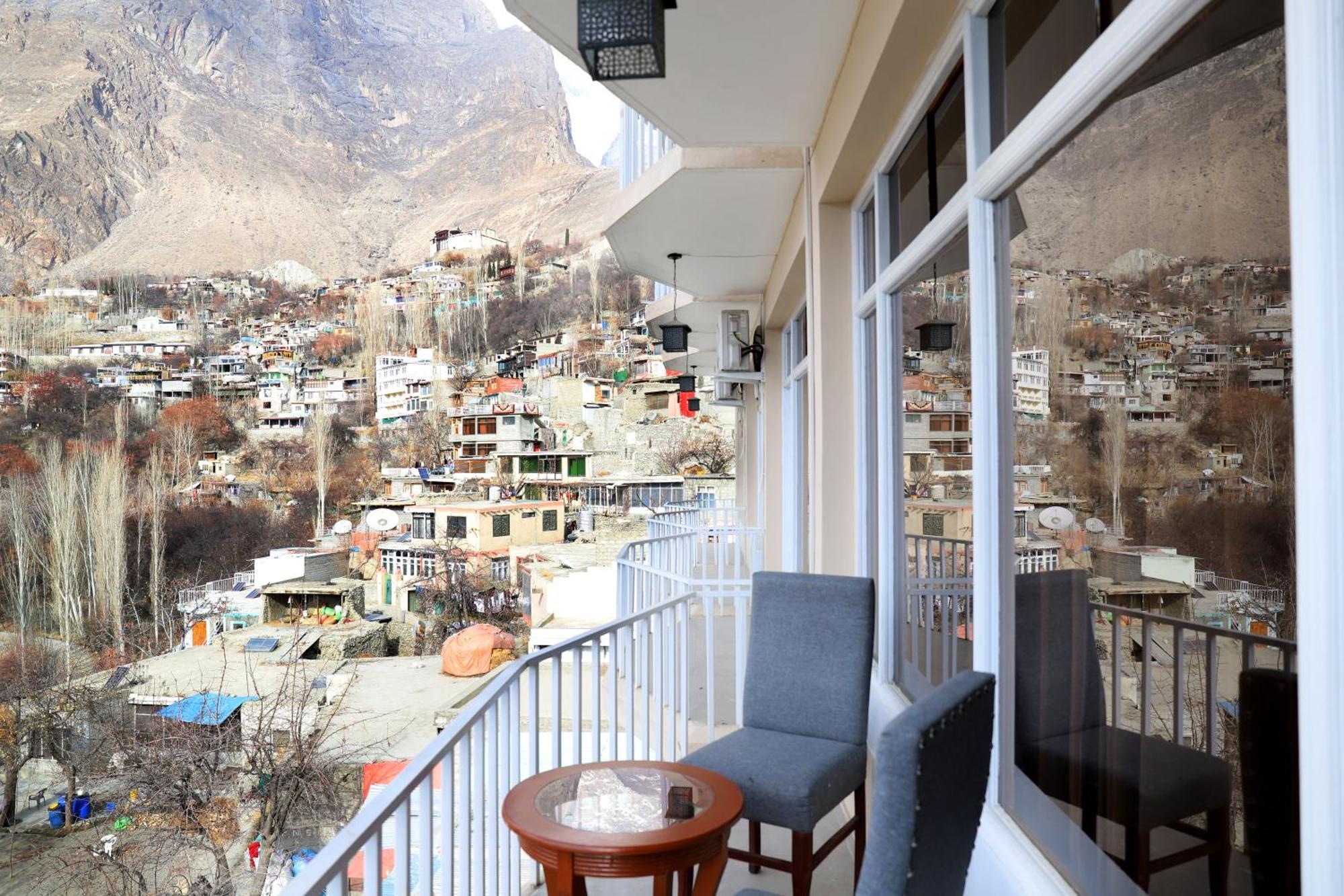 Hilltop Hotel, Hunza Karimabad  Екстер'єр фото